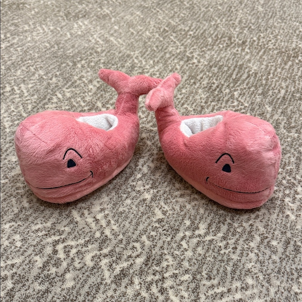 Vineyard Vines Pink Fuzzy Whale Slippers, size XS